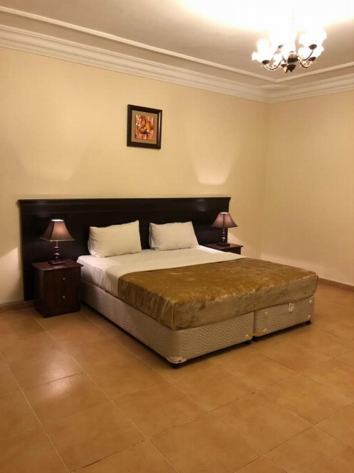 Al Meknan Furnished Units image 7
