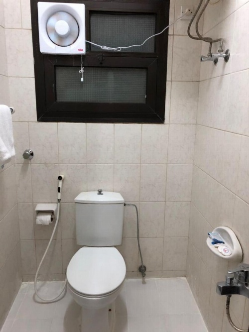 Al Meknan Furnished Units image 14