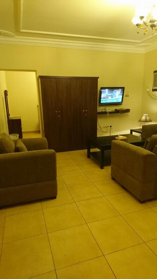 Al Meknan Furnished Units image 3
