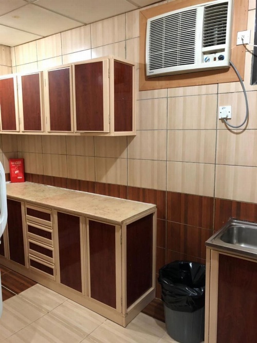 Al Meknan Furnished Units image 5